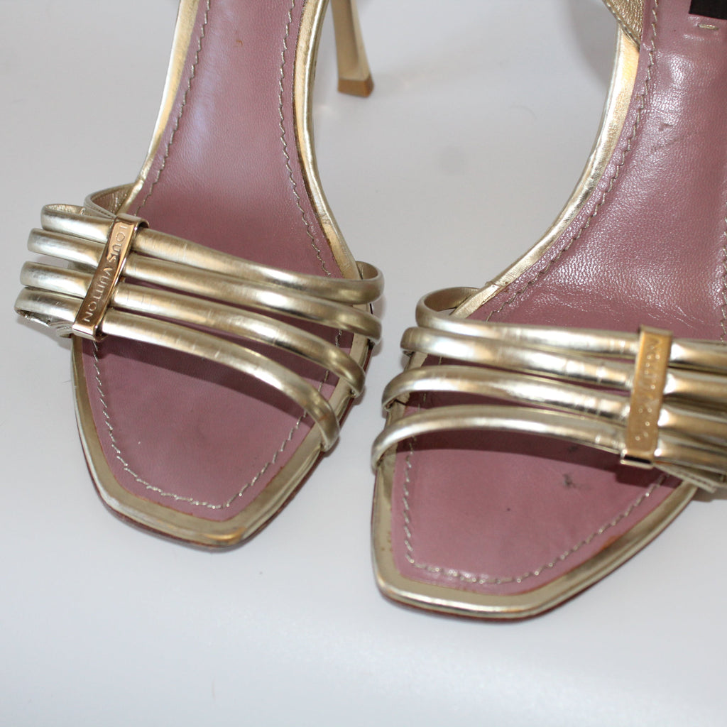 TACONES LOUIS VUITTON