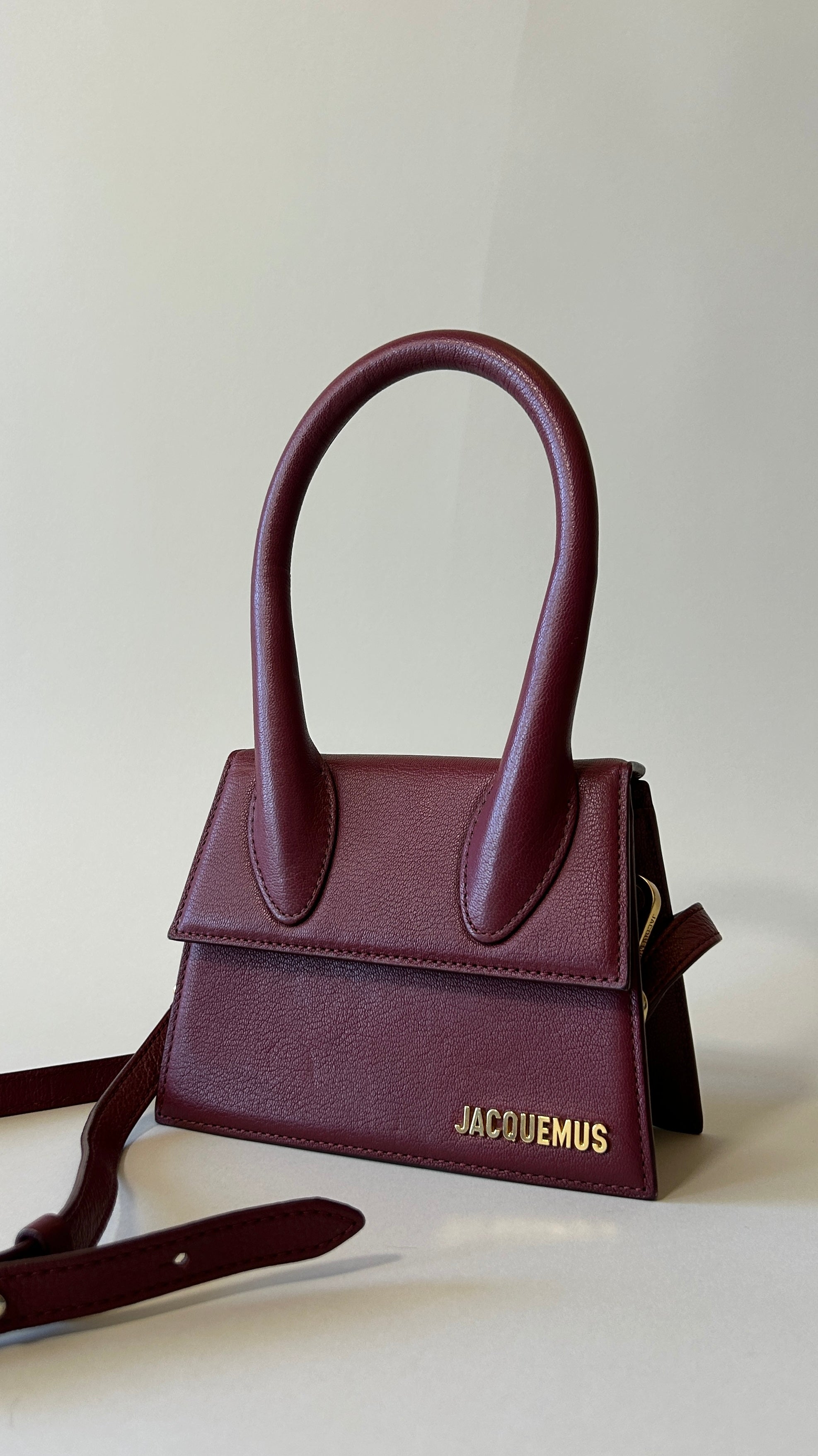 Jacquemus Le Chiquito Moyen